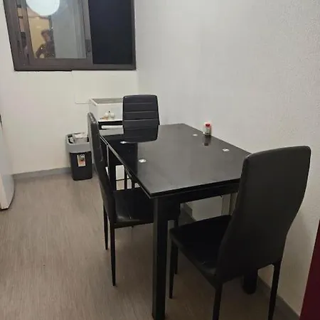 Dortoir 4 Lits Proche De La Gare De Pessac Apartment Exterior photo